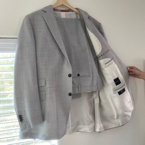 Grey Suit Supply men’s summer suit